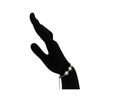 Pulsera color dorado con detalle de relieve circular para mujer