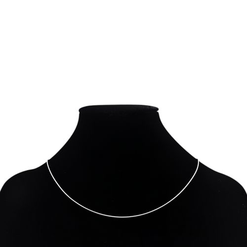 Cadena color plateado con diseño miniliastia