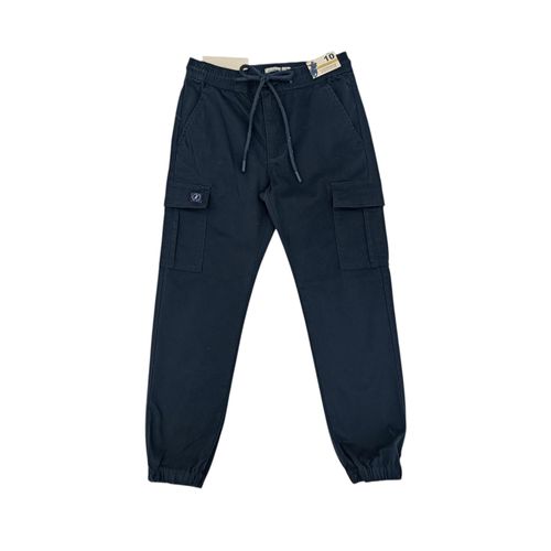 Pantalón tipo jogger color azul para niño
