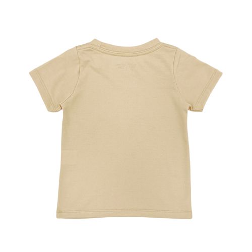 Camiseta color beige de cuello redondo con mangas cortas para niño