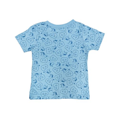 Camiseta color celeste de cuello redondo y mangas cortas para niño
