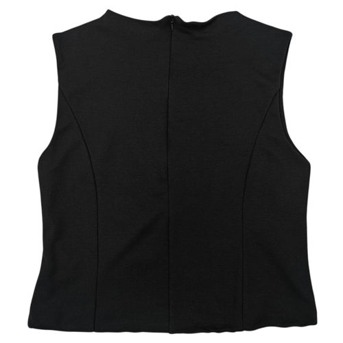 Blusa color negro estilo casual desmangada para mujer