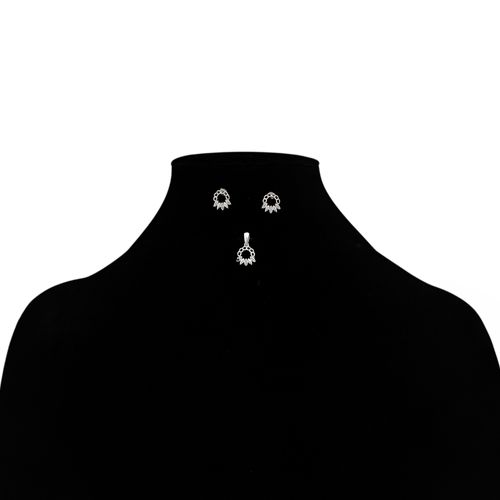 Set de aritos y dije en color plateado diseño con textura para mujer