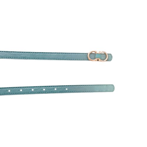 Cincho color celeste con hebilla dorada para mujer