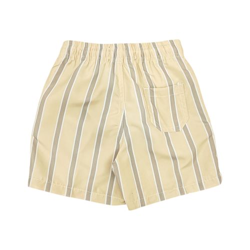 Bermuda color amarillo con diseño rayado para niño