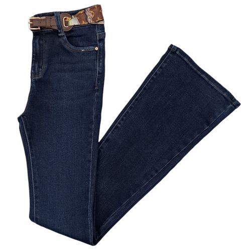 Flare jeans color azul oscuro con cincho decorativo para mujer