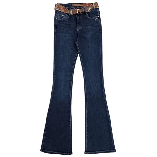 Flare jeans color azul oscuro con cincho decorativo para mujer