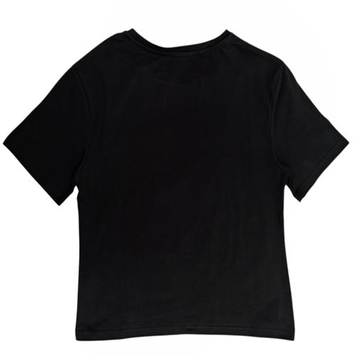 Camiseta color negro con bolsillo calado para mujer