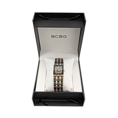 Reloj análogo color negro con detalles para mujer