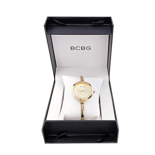 Reloj tipo brazalete análogo color dorado para mujer
