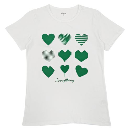 Camiseta color blanco con detalle de corazones y mangas cortas para mujer