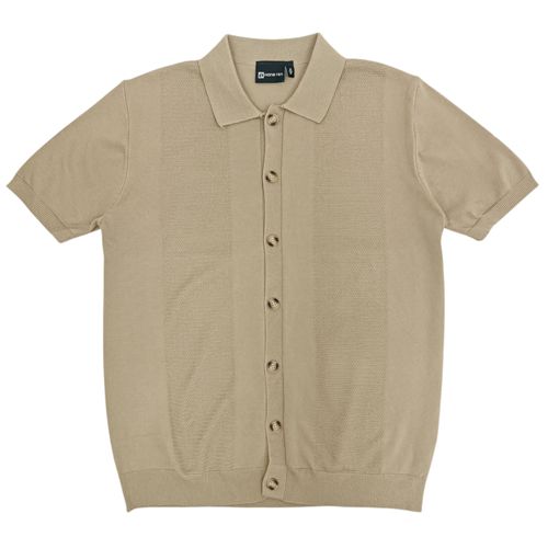 Camisa casual color beige con cierre de botones para hombre