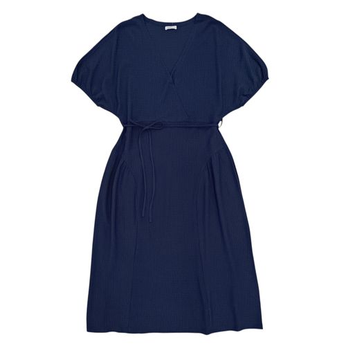 Vestido recto color azul con escote en V para mujer