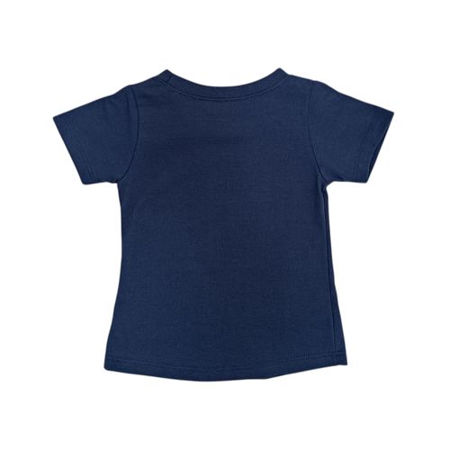 Camiseta color azul oscuro de cuello redondo y diseño estampado para niña