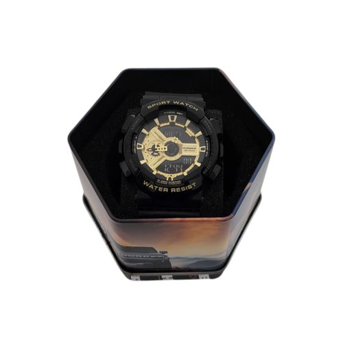 Reloj deportivo digital color negro con detalles en dorado para hombre
