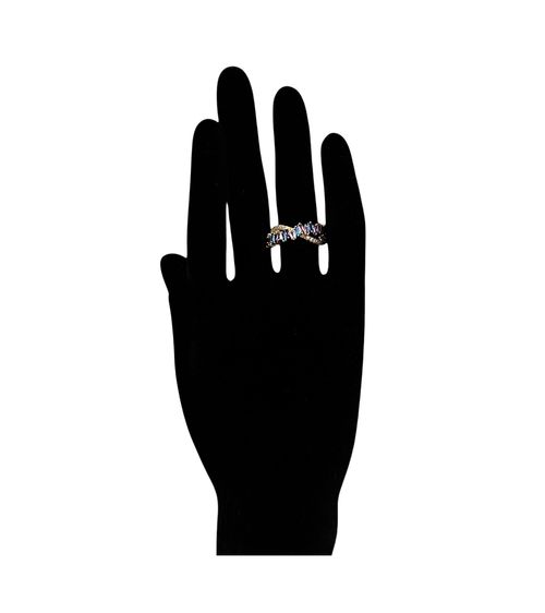 Anillo color dorado con diseño entrelazado para mujer