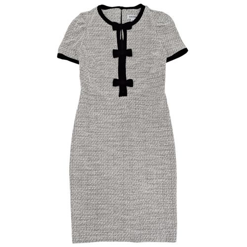 Vestido recto texturizado bicolor con detalle de chongas para mujer