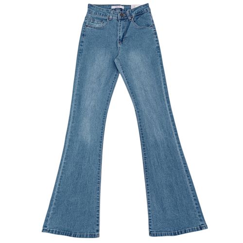 Bootcut jeans color azul claro lavado para mujer