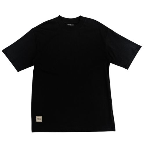 Camiseta oversize color negro de cuello redondo para hombre