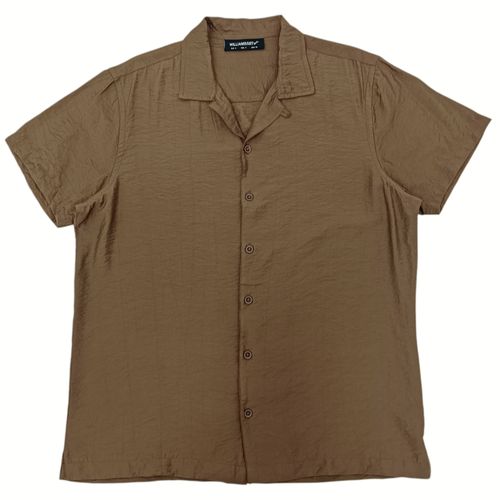 Camisa casual color café con cierre de botones para hombre