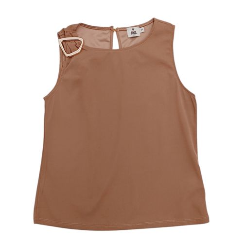 Blusa casual color café con detalle en hombro para mujer