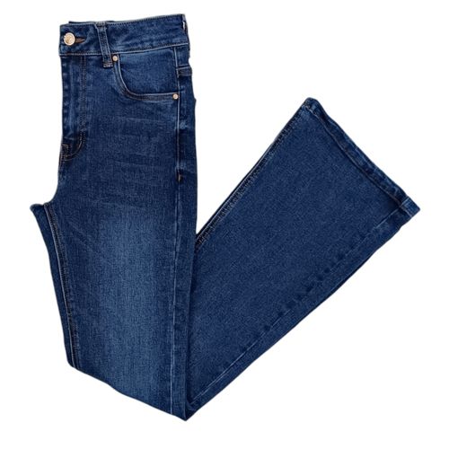 Flare jeans color azul con diseño lavador para mujer