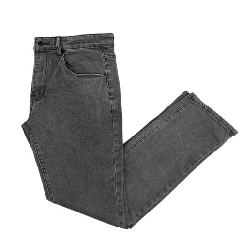 Straight jeans color gris lavado para hombre